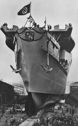 Spuštění lodi na vodu  8.prosinec 1938